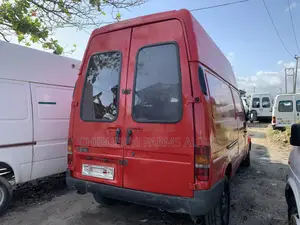 Ford Transit 2002 Red