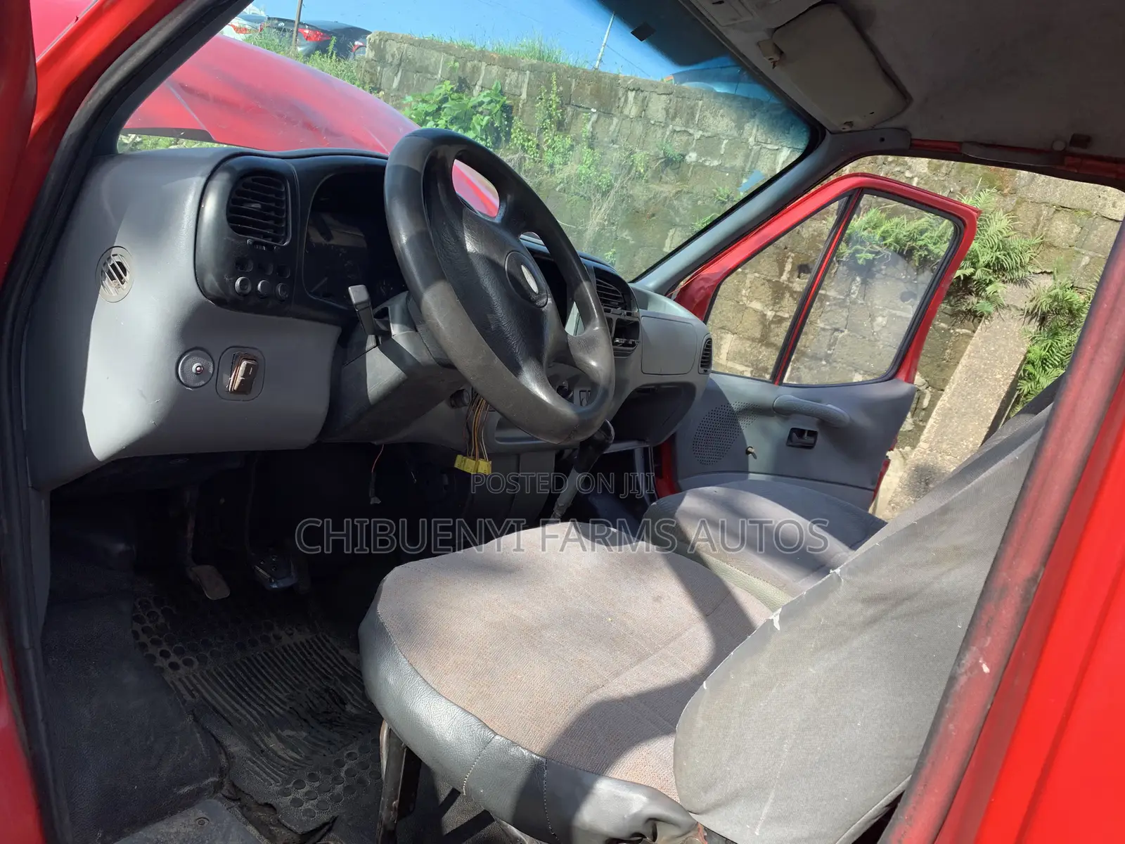 Ford Transit 2002 Red