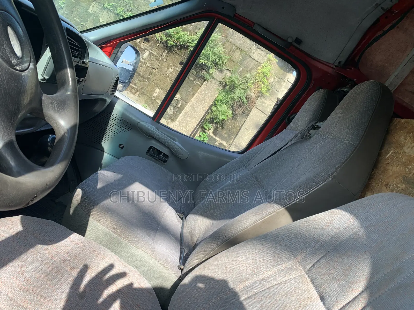 Ford Transit 2002 Red