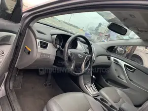Hyundai Elantra Limited 2011 Silver