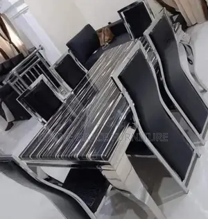 Dinning Table With Chairs