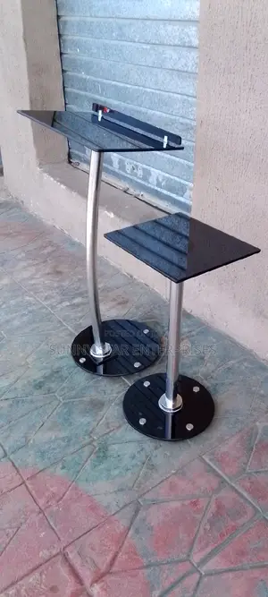High Quality Thick Glass Single Pole Pulpit