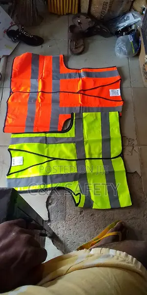Reflective Jacket D _macro