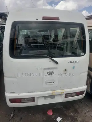 Suzuki Every 2010 White