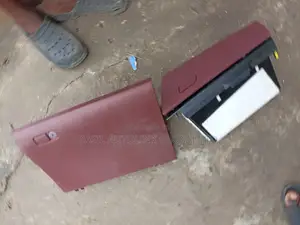 Up and Down Pigin Hole Hilux 2020-2024