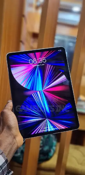 Apple iPad Pro 11 (2021) 256 GB Silver