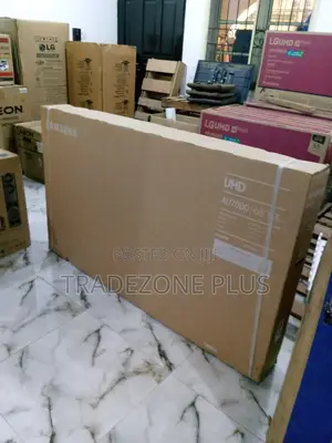 Smatr TV Au7000 65inch Samsung