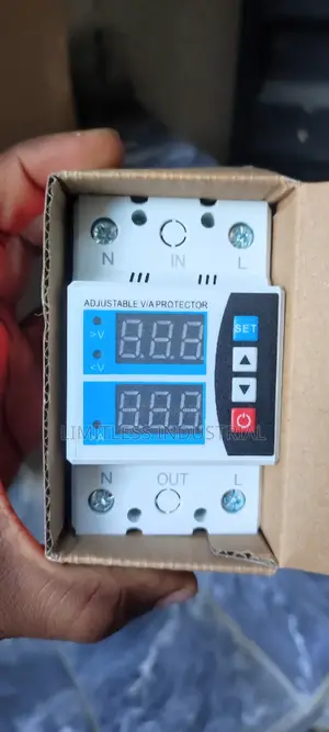100a 2pole Digital Voltage Protector
