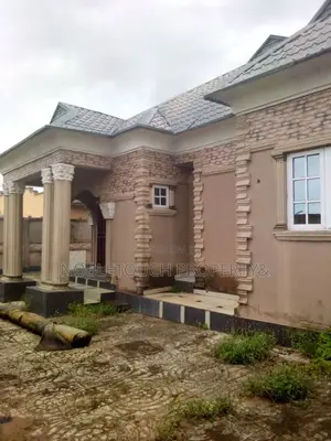 2bdrm Bungalow in Ijegun Ikotun Lagos for sale