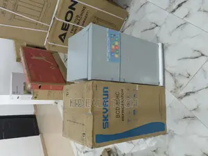 New Quality Refrigerator 90 Litres Skyrun.