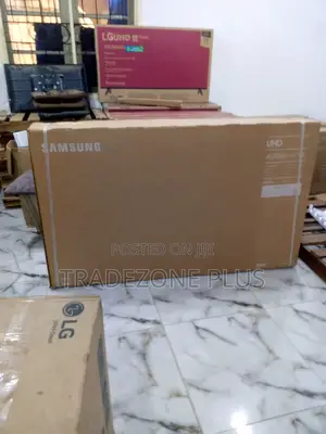 The New Au7000 Smart TV