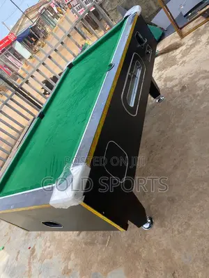 Coin Snooker Table With Accessories