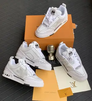 Louis Vuitton Sneakers