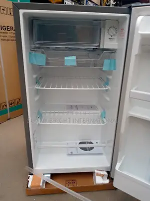 L G Table Top Fridge 92liters