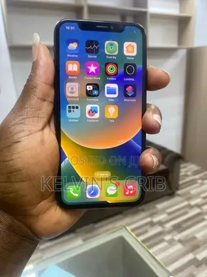 Apple iPhone X 64 GB White