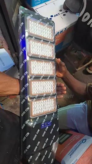 300w Solar Street Light for Estate's/ Companies/ Factories