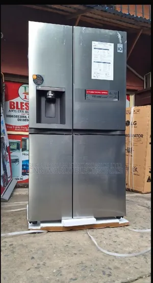LG Inverter Fridge 674 Litre With Dispenser Ice Maker 10 Yrs