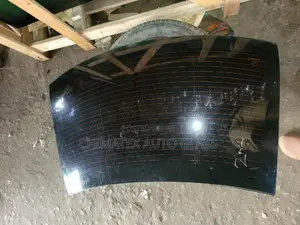 Mercedes C300 2012 W204 Back Glass Available