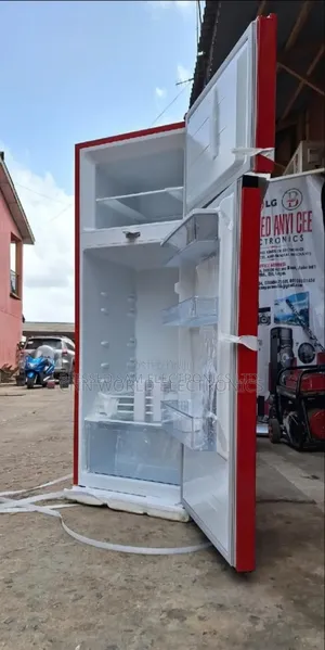 Original >Hisense Double Door 204L With Water Dispenser>1yrs