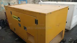 Perkins 20kva Caterpillar Soundproof Generator for Sale.