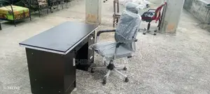 Standard Executive Chair and Table for Office