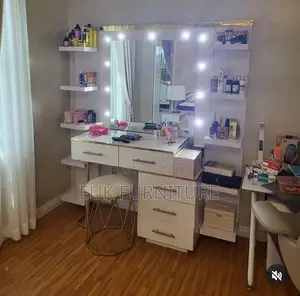 Classy Dresser Set