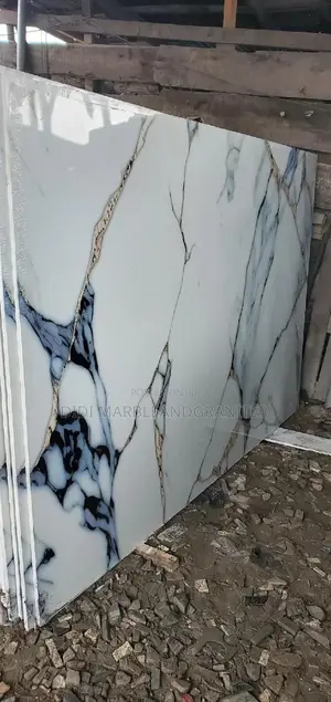 Sky Wave Quartz for Dinning Table and Kitchen Top