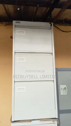 3 Drawers Filling Cabinet.