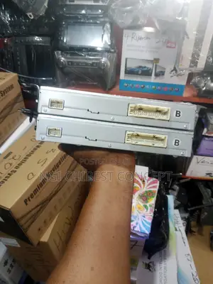 GX 460 Amplifier for 2014 - 2018 Foreign Used. Tested Ok