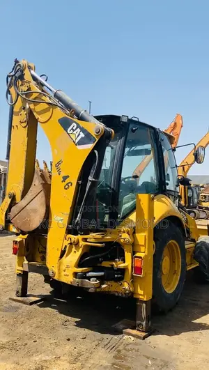Caterpillar Back Hole 422E for Rent