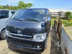 Toyota HiAce 2013 Grey