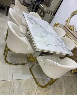 America Dining Table
