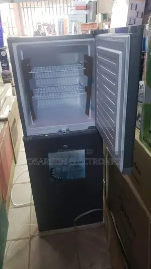 Skyrun Refrigerator With Locker Bottom Freezer