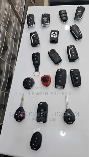 Locksmith Key Duplicating Cutting Programmer Diagnostic Tech