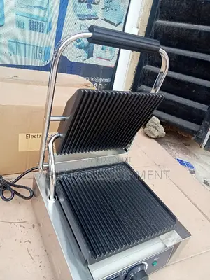 Single Toaster Machine