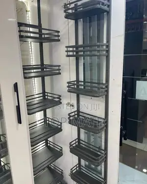 Kitchen Pantry With Complete Accessories
