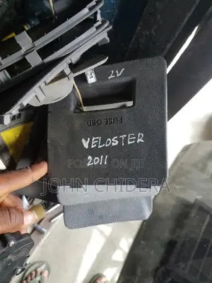Fuse Cover For Hyundai Veloster 011