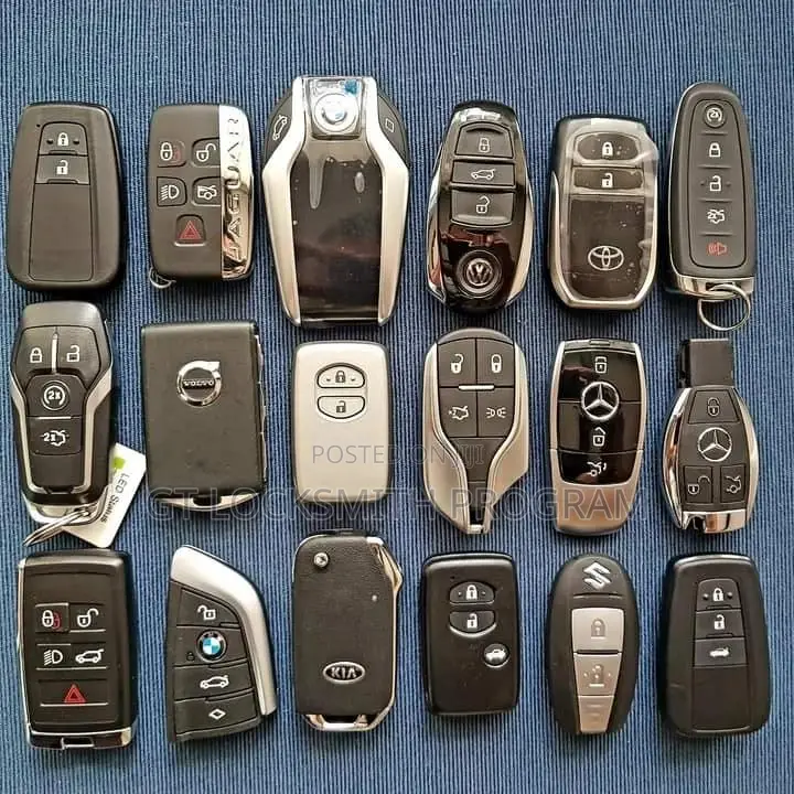 Key Programmer and Locksmith Key Duplicating