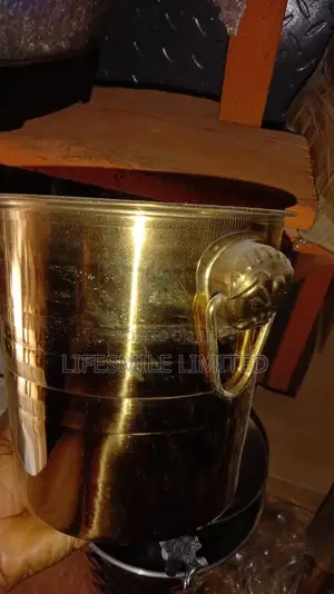 Gold Wine Bucket