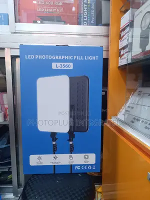 L-3560 LED Photographic Fill Light With Small Light Stand