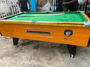Snooker Table (Coin ) Zz1