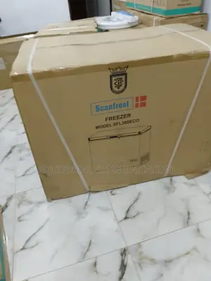 New in Scanfrost Chest Freezer Silver 