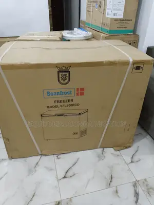Standard 300L Scanfrost Chest Frezer