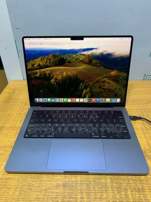 Laptop Apple MacBook Pro M1 16GB Apple M1 Pro SSD 1T