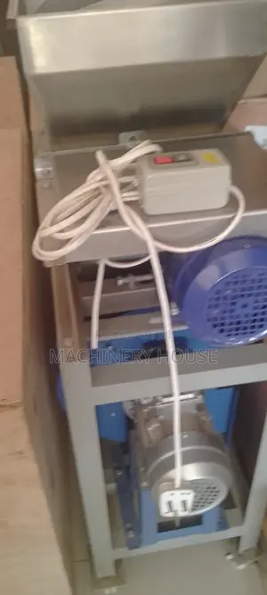 Peanut Peeler