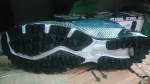 High Quality Adudas Size 48 Juggling Canvas