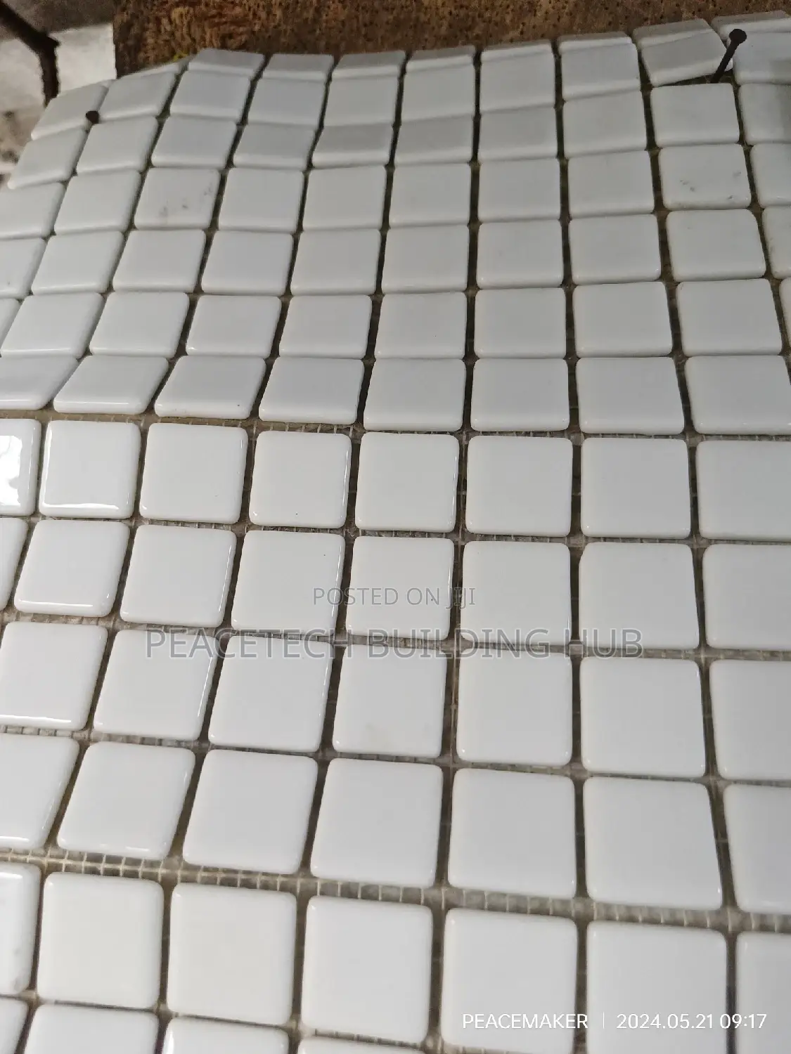 Quality White Mosaic Crystal
