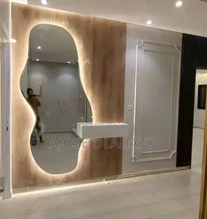Irregular Mirror Design