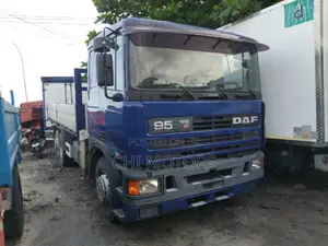 Daf Ati 380 Self-Loader 8tonnes