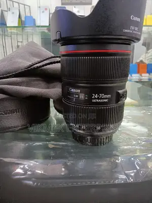 Canon Ef 24-70mm F/ 2.8 Ii USM